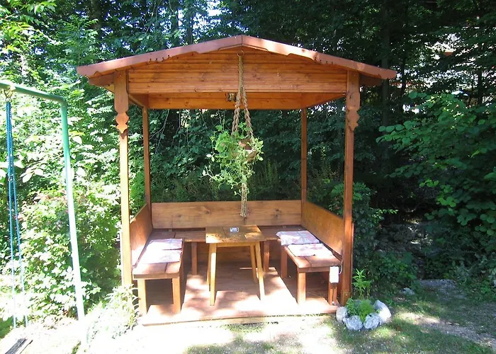 Gaestehaus Sonnenwinkel - Roesler 3*