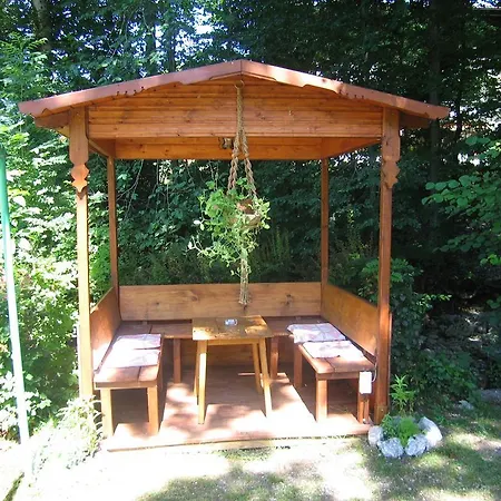 Gaestehaus Sonnenwinkel - Roesler 3*