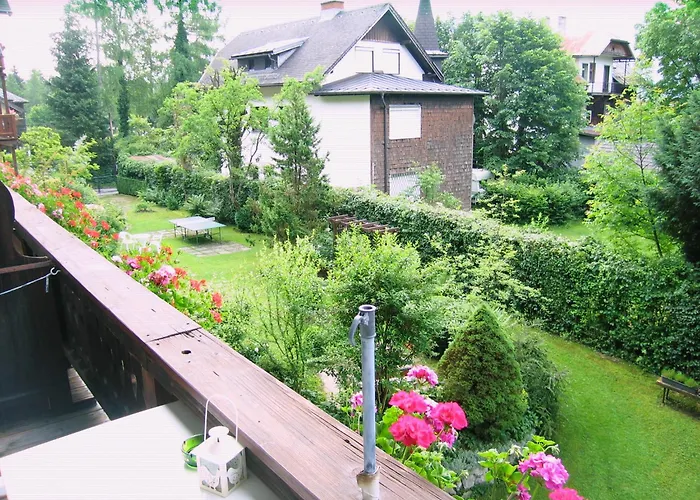 Gastehaus Sonnenwinkel - Rosler